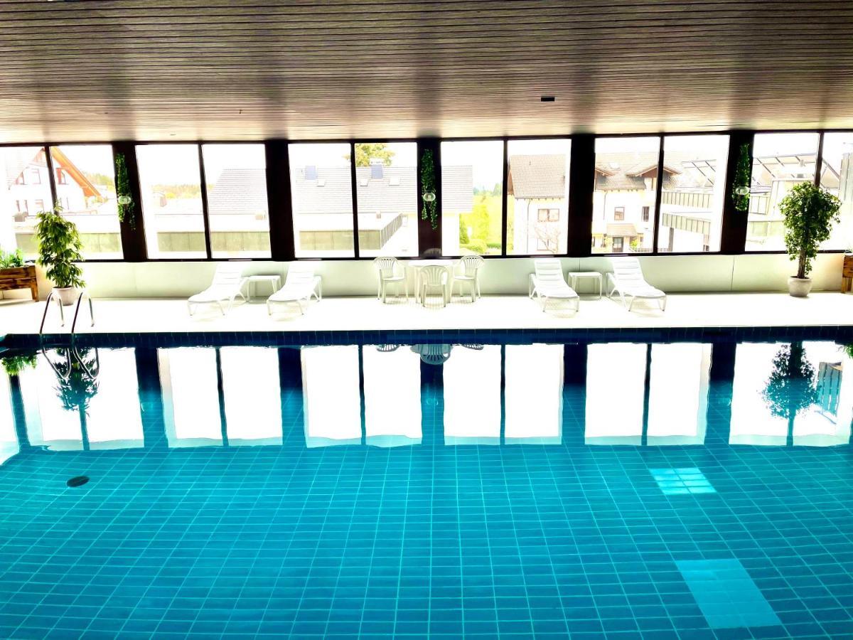 Gemuetliche Ferienwohnung Mit Kostenfreiem Pool Höchenschwand Eksteriør billede